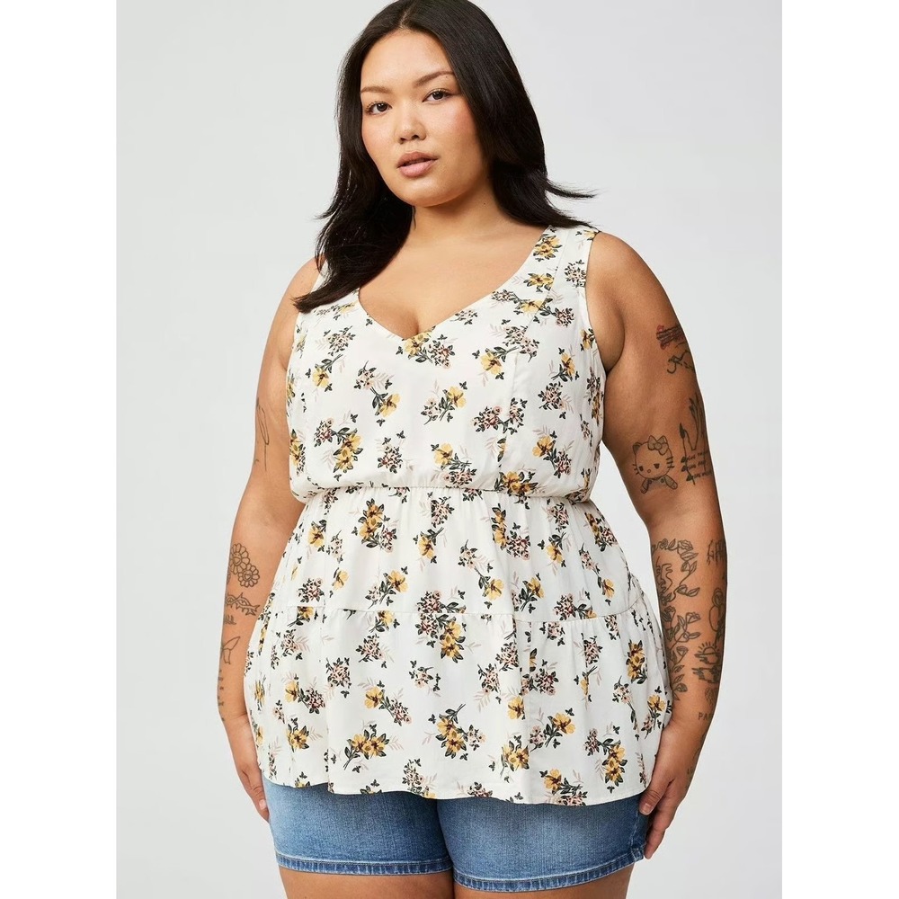 Torrid Challis Tank Top Womens 3 White Floral Lattice‎ Back Tiered Sleeveless